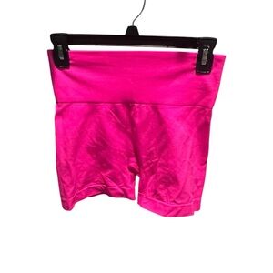 Always neon Pink women’s Spandex pull on shorts size large